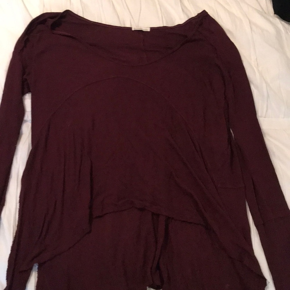 Maroon sweater